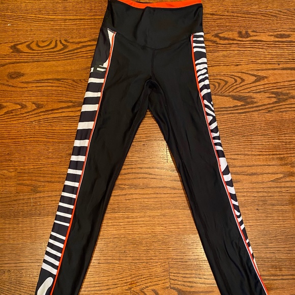 PE Nation zebra print leggings- xs - Picture 5 of 5
